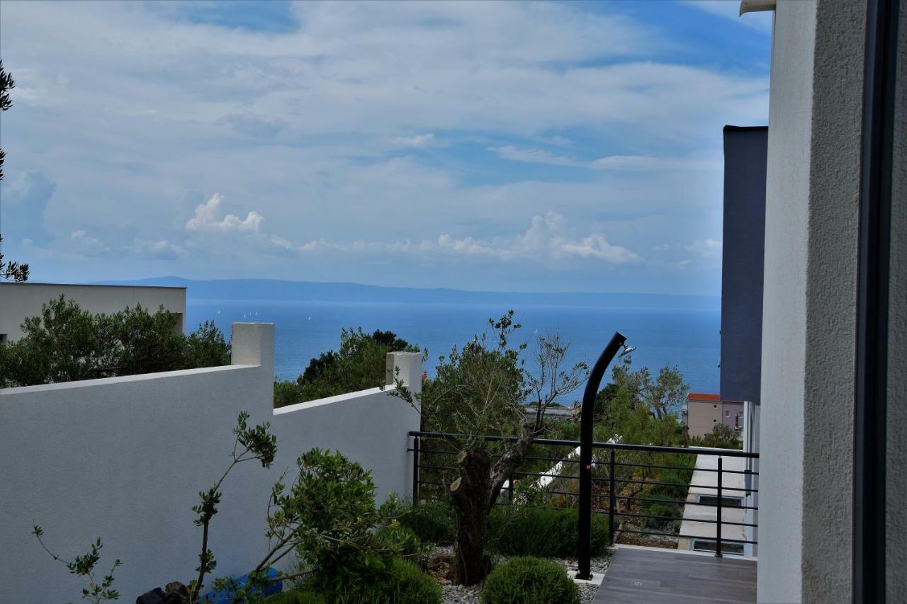Selina - Nera * Makarska
