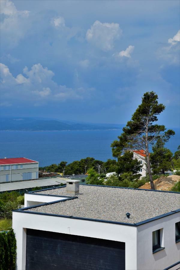 Selina - Nera * Makarska